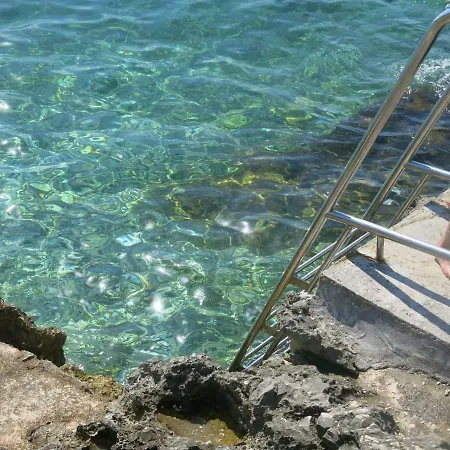 Sago 1, Seafront Apartament